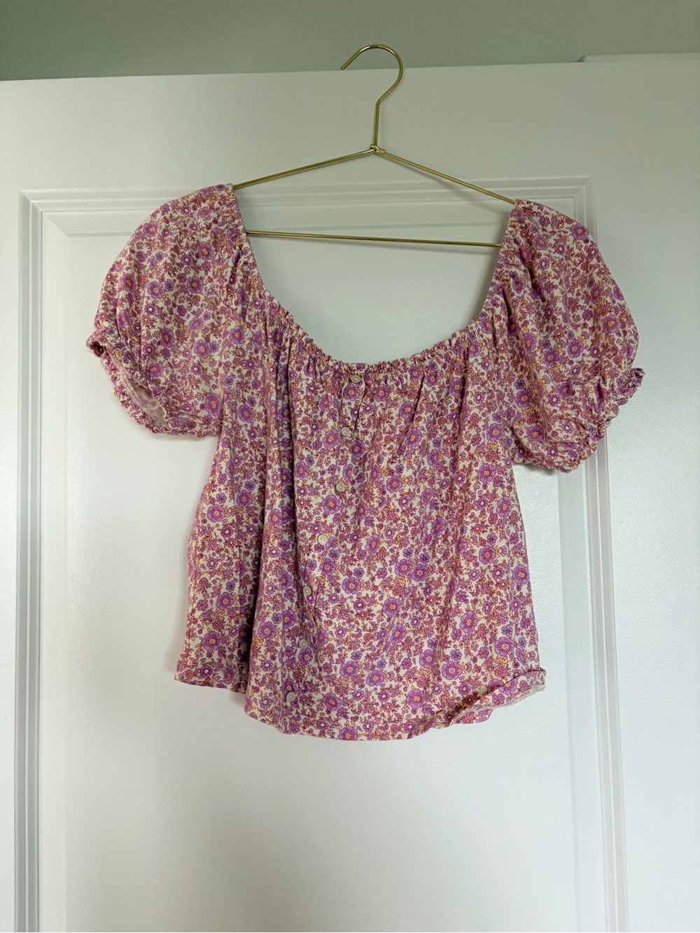 American Eagle Outfitters Pink Floral Off-Shoulder Blouse